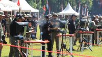 Lomba Menembak Piala Kapolri Meriah