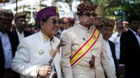 Dr. Salim Dapat Gelar Adat Yang Mulia Datuan Satria Negara