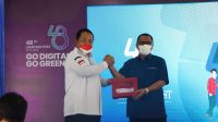 Gubernur Terima Penghargaan untuk Program KPB