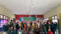 Gandeng Emak.ID, 130 Mahasiswa KKN UNILA-UIN Edukasi Ibu-Ibu Kelola Sampah