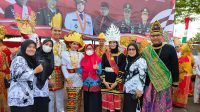 Mahasiswa Program Kampus Mengajar di SMPN 17 Bandarlampung Tampil Memukau dalam Parade Budaya