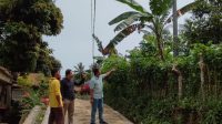 Warga Srengsem Sampaikan Aspirasi Ke AEP: 2 Tahun Tiang Listrik Terpasang, Tapi Kabel Belum Ada