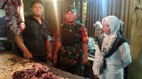 UPT Pasar Natar – Koramil 421-06/Natar Cek Komoditi Harga Bahan Pokok