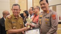 Polda Terima Penghargaan KIP