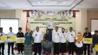 Ahli Waris Korban Banjir Dan Tanah Longsor di Tiga Kabupaten Terima Santunan Rp10 Juta Per Orang Dari Gubernur Arinal