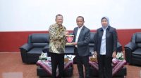 Semnas Implikasi Ciptaker FH Unila Hadirkan Menteri Investasi RI