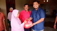 Dwinan Rahmandi Bagikan Bantuan ke Korban Bencana Banjir di Lampung Tengah
