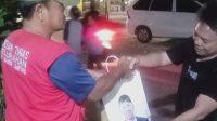 Rahmad Mirzani Djausal Bagikan Sembako pada Linmas