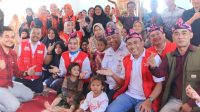 Ketua PMI Lampung Serahkan Bantuan Kepada Warga Masyarakat Korban Bencana Alam Kampung Dadap Jajar
