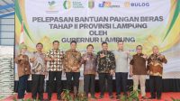 Pemprov – Bulog Lepas Bantuan Pangan Beras Tahap II di  Lampung