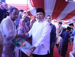 Safari Ramadan di Tanggamus, Gubernur Berikan Sejumlah Bantuan