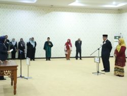 Rektor Unila Lantik Wakil Rektor BUK dan Ketua LPPM