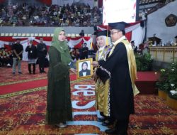 Unila Wisuda 754 Mahasiswa, Momen Haru Warnai Acara
