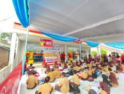 Puluhan Anak Antusias Ikuti Lomba Mewarnai dan Rangking 1 Alfamart