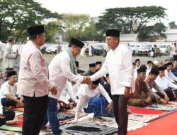Ketua DPRD Lampung Laksanakan Sholat Idul Adha Bersama Masyarakat