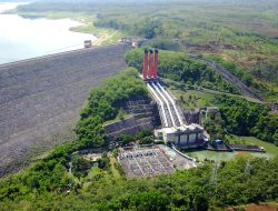 Kembangkan PLTS Terapung, Nusantara Power Optimalkan Produksi Energi Bersih dari Waduk Karangkates