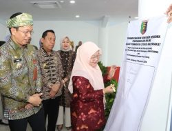 Pemprov Luncurkan Gerakan “GAJAH KOMPAK” dan Tugu Baca