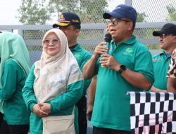 Pj. Gubernur Lepas Peserta Jalan Sehat dalam Rangka Peringatan Hari Perhubungan Nasional 2024