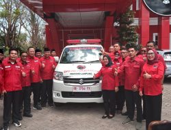 PDIP Lampung Terima Mobil Ambulance dari Pimpinan DPRD Fraksi Banteng