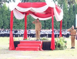 Pj. Gubernur Pimpin Upacara HUT ke-79 PGRI dan Hari Guru Nasional Tahun 2024