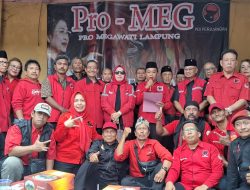 Dukung Mega Tetap Ketum PDIP, ProMEG Lampung Galang Cap Jempol Darah