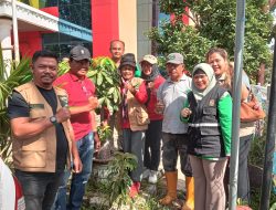Rapi Wilayah 01 Laksanakan Jum’at Bersih Sekaligus Tanam Bibit Alpukat se-Kota Bandar Lampung
