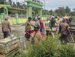 Aleg PDIP Deris Bersama Masyarakat Laksanakan Perbaikan Jalan