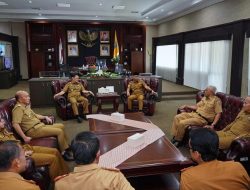 Hari Pertama Ngantor, Gubernur Disambut Sejumlah Kepala OPD