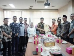 DPRD Lampung Terima Berita Acara Penetapan Gubernur dan Wagub Terpilih