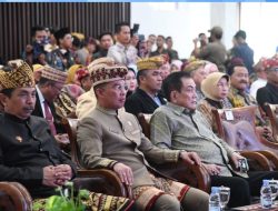 Ketua Komisi V DPRD Lampung Hadiri Pemberian Gelar Adat untuk Pj. Gubernur
