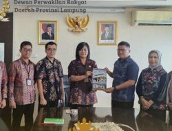 DPRD Lampung Serahkan Usulan Pengesahan Penetapan Gubernur dan Wagub Terpilih ke Mendagri