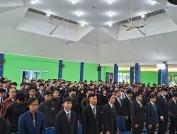 Stafsus Kemnaker RI Sambut Kepulangan Ratusan Peserta Magang di Jepang dan Serahkan Dana Usaha Mandiri