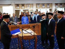 Gubernur Lantik Dua Pejabat Pimpinan Tinggi Pratama