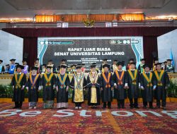 Unila Kukuhkan Sembilan Guru Besar Baru