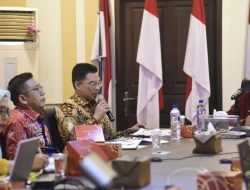 Yanuar Irawan Hadiri Rapat Forum Komunikasi UHC Semester I 2025
