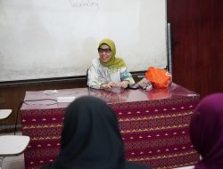 UPA Bahasa Gelar Kelas Duolingo Tingkatkan Kemampuan Bahasa Inggris Mahasiswa