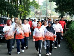 Rektor Hadiri Jalan Sehat FISIP Dies Natalis ke-39