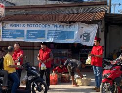 DPC PDIP Lamteng Bagikan 1.000 Takjil di Bandar Jaya Timur