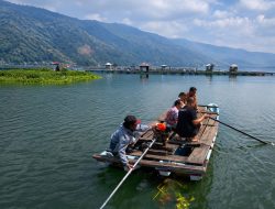 Menyeberangi Danau Ranau, BRI Kanca Liwa Dukung Pembiayaan Keramba Milik Pelaku Usaha di Kaki Gunung Seminung*