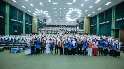 JIHAN DORONG KESETARAAN GURU PAUD: PENDIDIK ANAK USIA DINI JANGAN DIBEDA-BEDAKAN!
